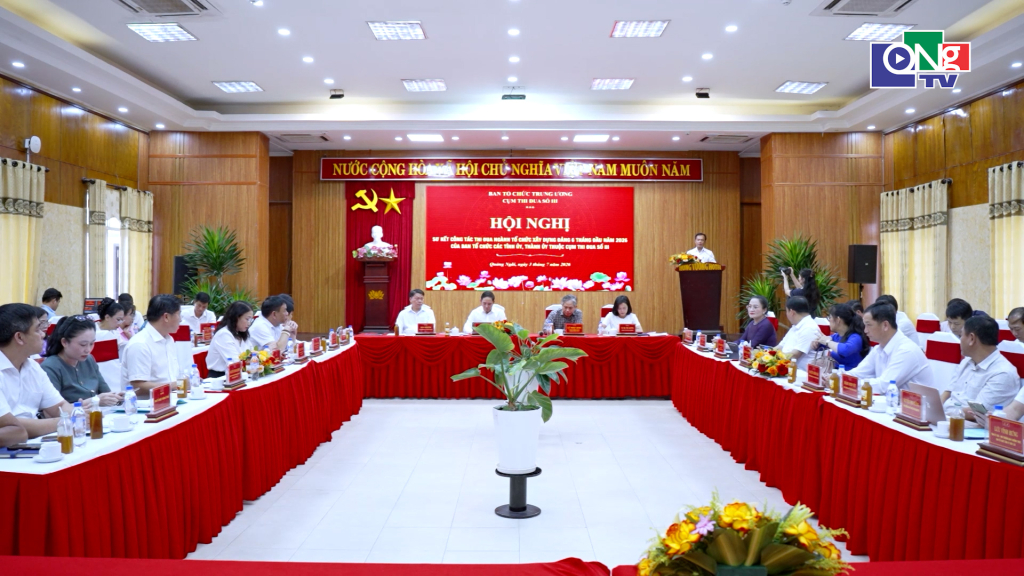 Quang cảnh hội nghị.