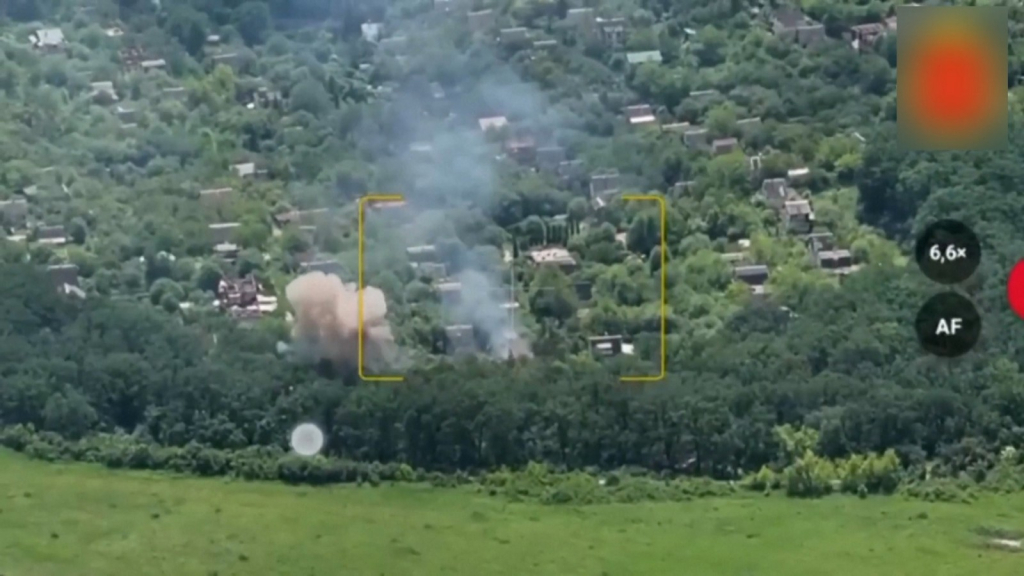 sequence,05,00,00,05,06,still188,16490906.jpg