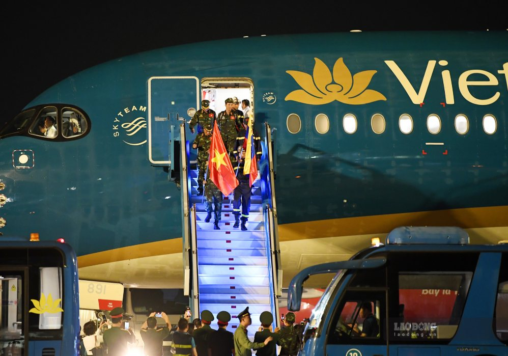 doan,viet,nam,cuu,ho,02,11110011.jpg