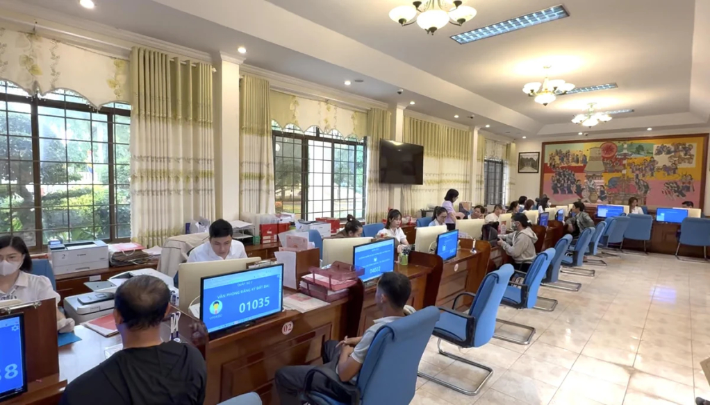 anh,quang,ngai,yeu,cau,thuc,hien,nghiem,tiep,nhan,xu,ly,ho,so,truc,tuyen,nop,tu,cong,dich,vu,cong,quoc,gia,4,1516,09274213.jpg