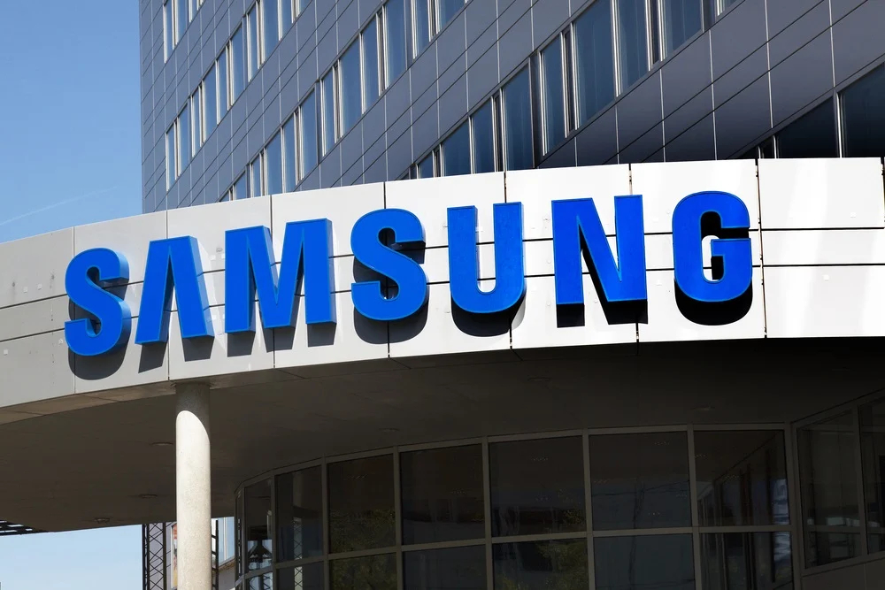 Samsung giữ vững top 10 thương hiệu công nghệ giá trị nhất thế giới 