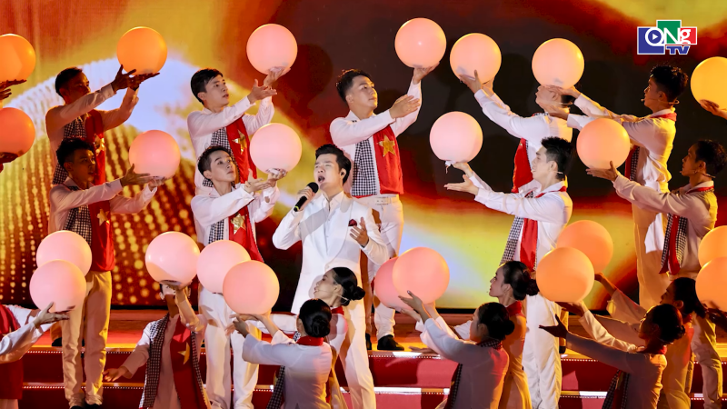 45 gi&acirc;y 1 chạm ng&agrave;y 02/7
