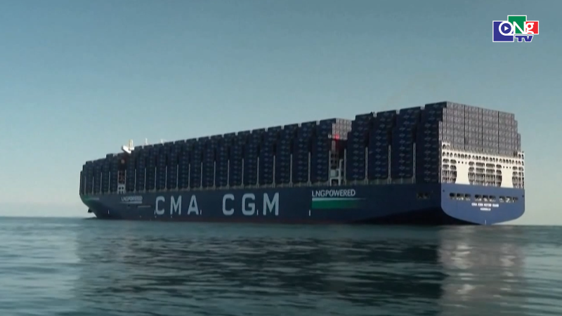 T&agrave;u container chạy bằng kh&iacute; tự nhi&ecirc;n h&oacute;a lỏng (LNG) khai th&aacute;c tuyến &Aacute; &ndash; &Acirc;u