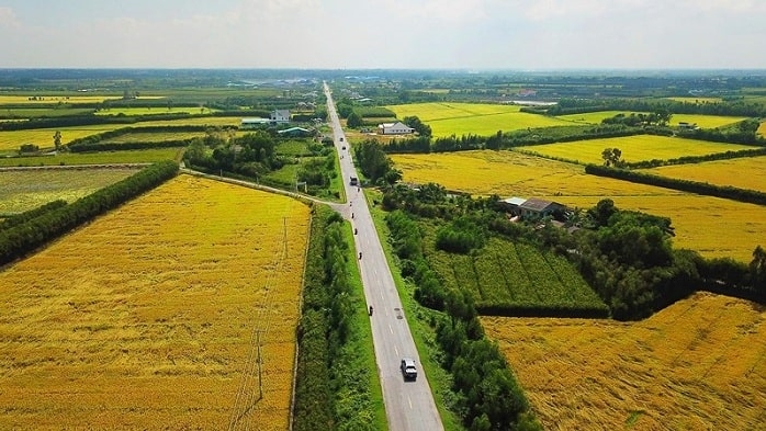 Ph&acirc;n cấp quản l&yacute; trong lĩnh vực đất đai