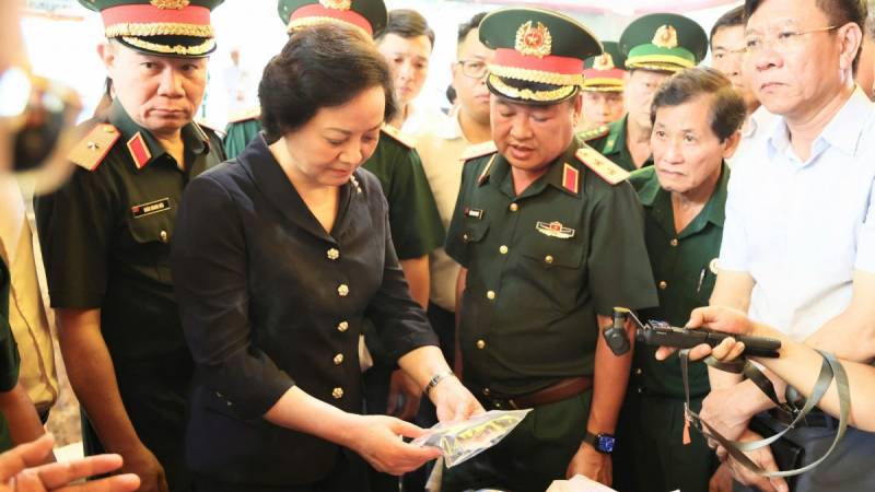 Chuẩn bị chu đ&aacute;o cho lễ triển khai t&igrave;m kiếm, quy tập h&agrave;i cốt liệt sĩ