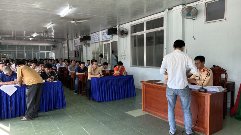 S&aacute;t hạch, cấp giấy ph&eacute;p l&aacute;i xe theo th&ocirc;ng tư mới 