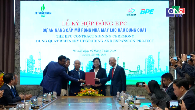 K&yacute; kết hợp đồng tổng thầu mở rộng Nh&agrave; m&aacute;y lọc dầu Dung Quất