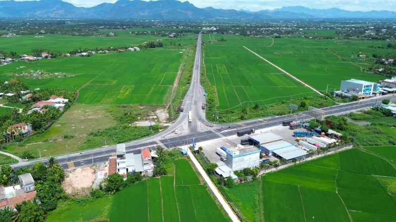 H&agrave;ng loạt dự &aacute;n hạ tầng ở Quảng Ng&atilde;i chuẩn bị đầu tư 