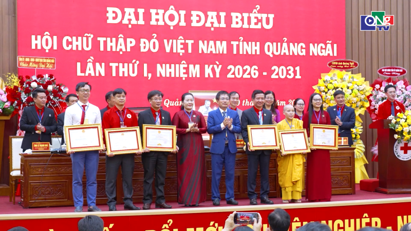  X&acirc;y dựng Hội Chữ thập đỏ tỉnh l&agrave; lực lượng n&ograve;ng cốt trong c&ocirc;ng t&aacute;c nh&acirc;n đạo