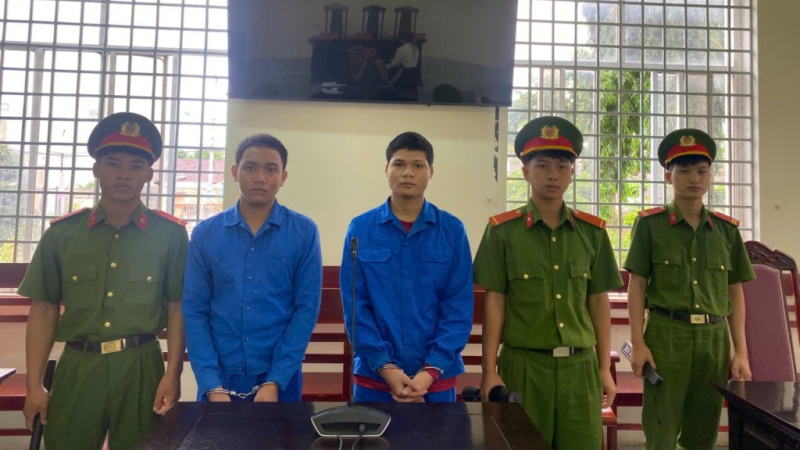 Tuy&ecirc;n phạt  11 năm 6 th&aacute;ng t&ugrave; cho hai bị c&aacute;o tổ chức sử dụng ma t&uacute;y 