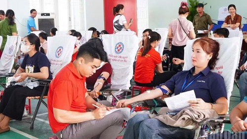 Phấn đấu tiếp nhận gần 23.000 đơn vị m&aacute;u