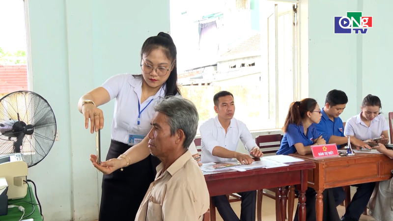 Đưa dịch vụ c&ocirc;ng trực tuyến đến gần người d&acirc;n