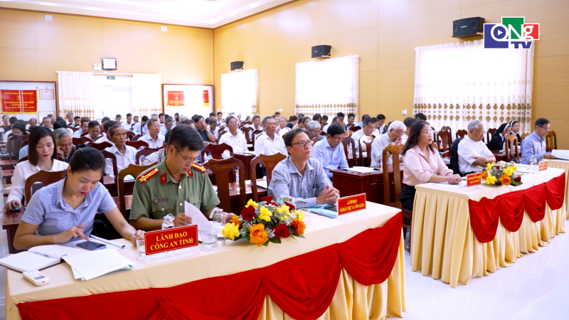 Hội nghị Ủy ban đo&agrave;n kết c&ocirc;ng gi&aacute;o tỉnh 