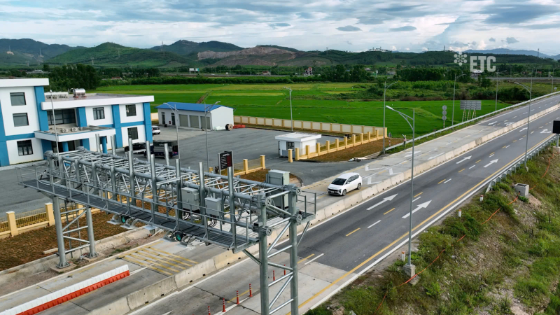 Thu gần 30 tỷ đồng sau 1 tuần thu ph&iacute; ETC cao tốc 