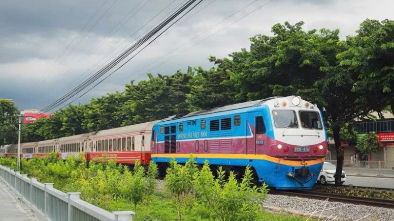 Th&acirc;n nh&acirc;n liệt sĩ được miễn ph&iacute; v&eacute; t&agrave;u đưa h&agrave;i cốt trở về qu&ecirc; hương