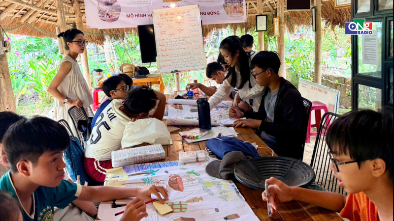 Ng&agrave;y h&egrave; di sản