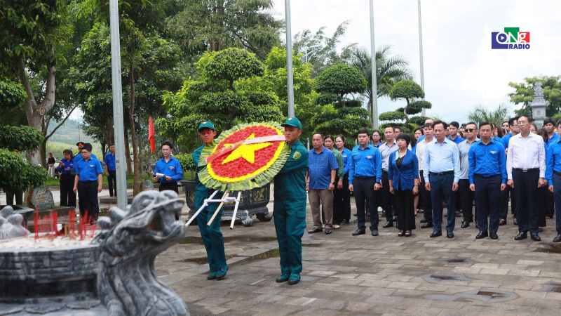 Tuổi trẻ tri &acirc;n
