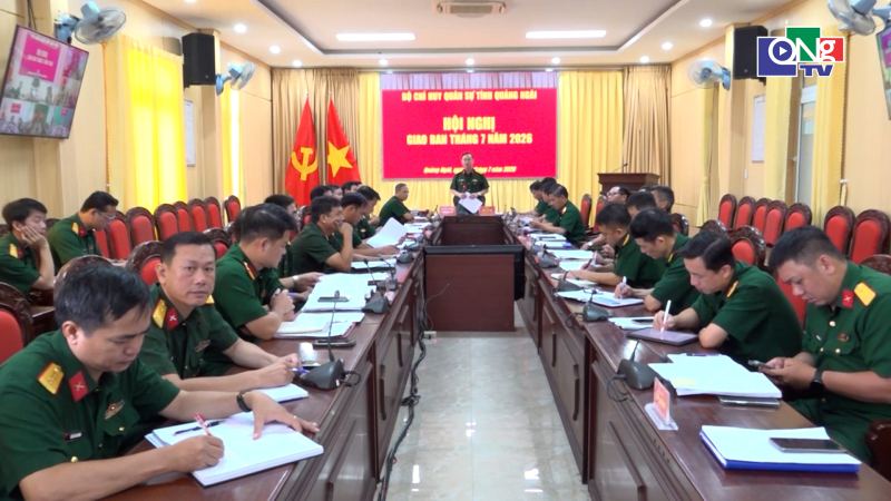 Triển khai nhiệm vụ quốc ph&ograve;ng, qu&acirc;n sự địa phương
