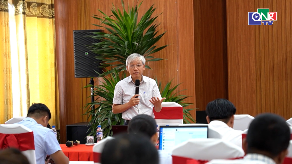 Quang cảnh buổi tập huấn.