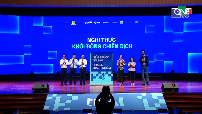 X&acirc;y dựng phản xạ kiểm chứng trong kỷ nguy&ecirc;n AI
