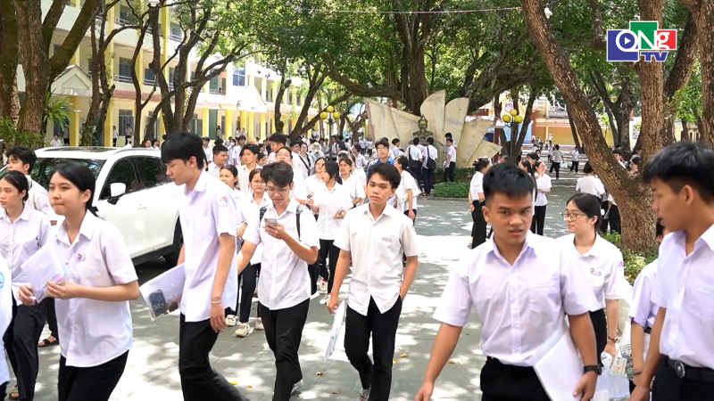 C&ocirc;ng bố điểm chuẩn đại học trước 17 giờ ng&agrave;y 13/8