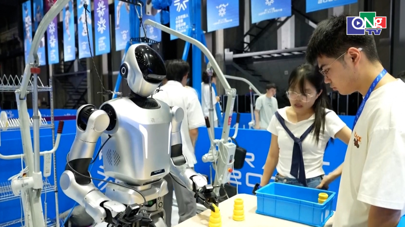 Trung Quốc tổ chức chung kết cuộc thi robot h&igrave;nh người CRAIC 2026