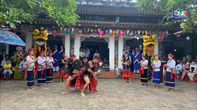 Ph&aacute;t triển du lịch n&ocirc;ng th&ocirc;n gắn với bảo tồn văn h&oacute;a bản địa