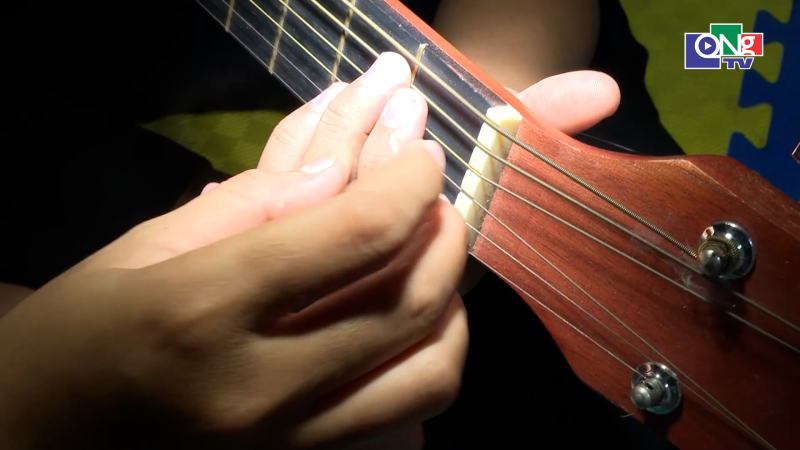 Quảng Ng&atilde;i ng&agrave;y mới 11/8