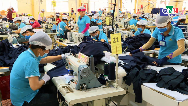 Điểm tựa an sinh từ doanh nghiệp