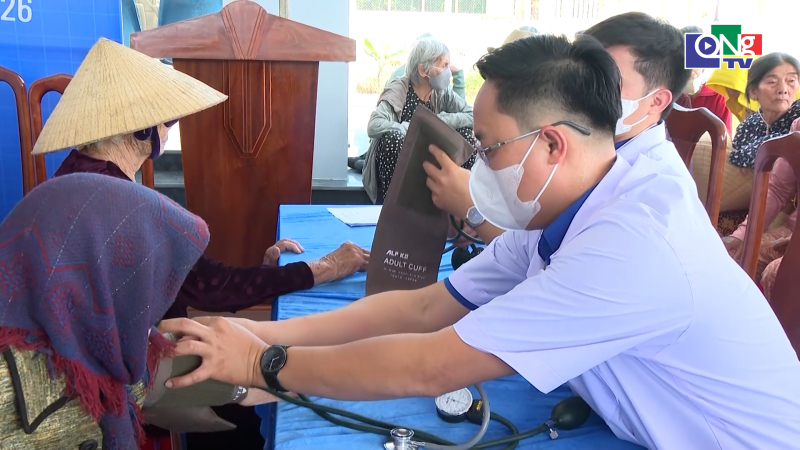 Đẩy nhanh tiến độ kh&aacute;m sức khỏe định kỳ cho người d&acirc;n
