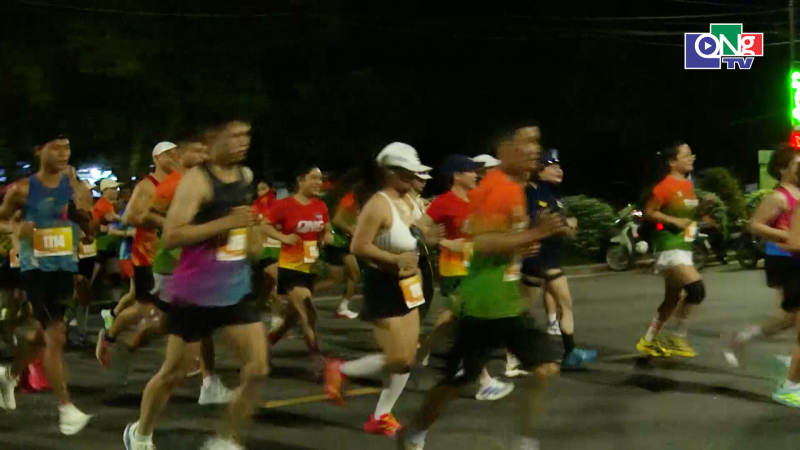 &nbsp;S&ocirc;i động giải Minh Long Half Marathon 2026