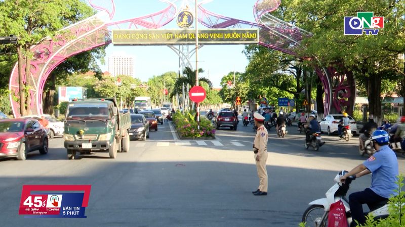 45 gi&acirc;y 1 chạm ng&agrave;y 20/8