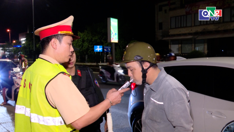 Siết chặt an to&agrave;n giao th&ocirc;ng dịp 2/9