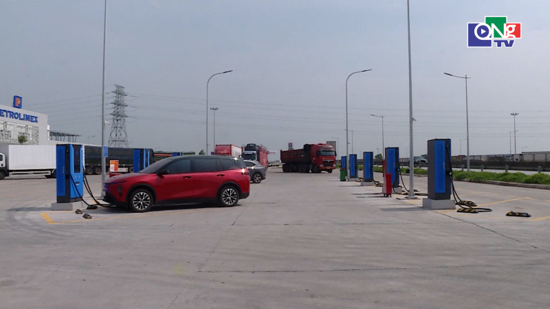 28 trạm dừng nghỉ tr&ecirc;n cao tốc dịp 2/9 