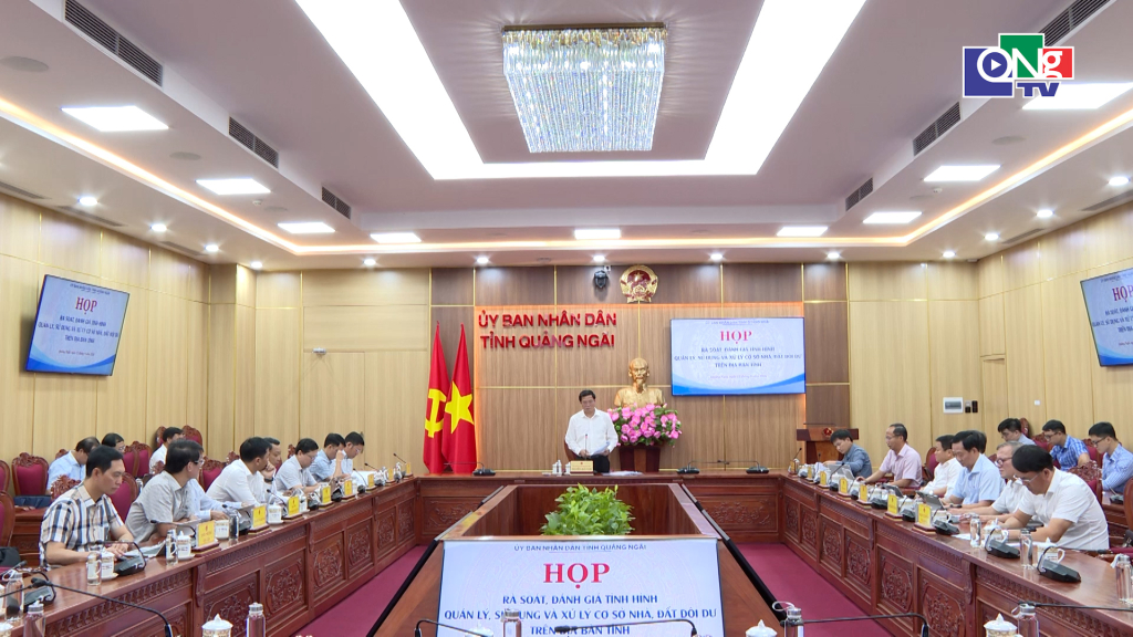 Quang cảnh cuộc họp.