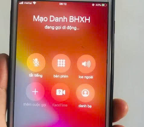 BHXH Việt Nam công khai số hotline duy nhất và khuyến cáo người dân thận trọng trước các đầu tổng đài trôi nổi trên mạng xã hội.