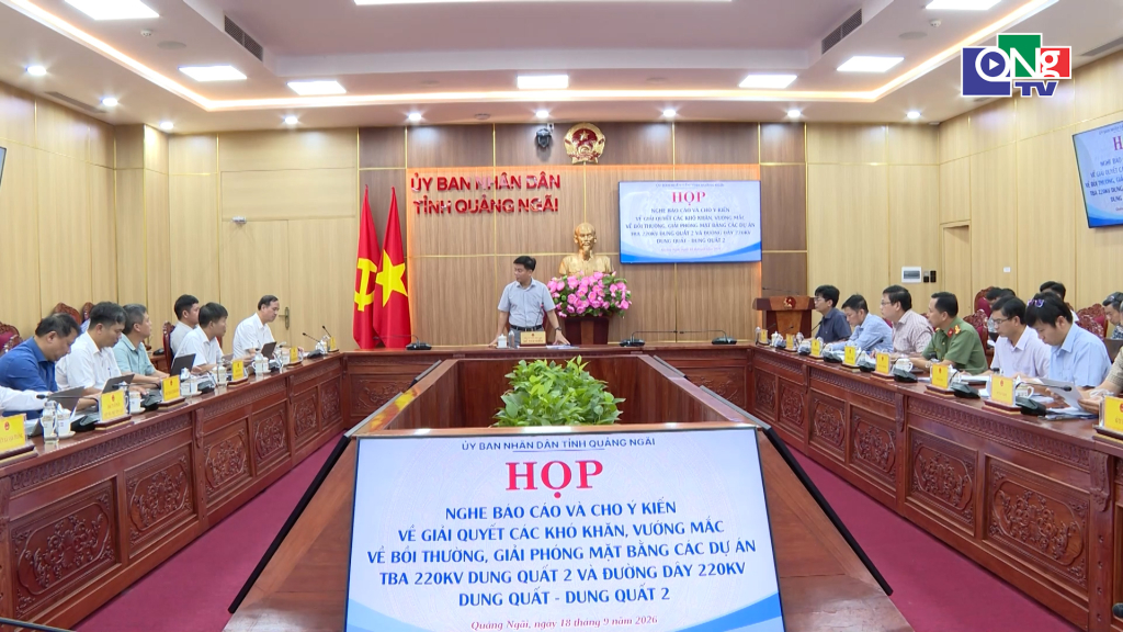 Quang cảnh cuộc họp.