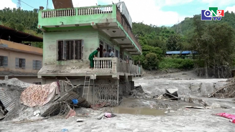 Thủ tướng Nepal k&ecirc;u gọi h&agrave;nh động v&igrave; kh&iacute; hậu