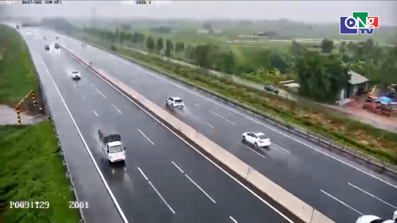 R&agrave; so&aacute;t quy định khoảng c&aacute;ch an to&agrave;n tr&ecirc;n cao tốc