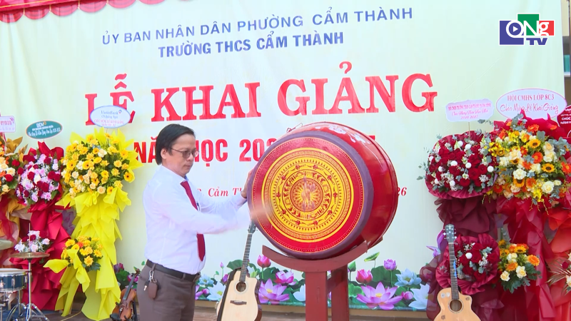 Trường THCS Cẩm th&agrave;nh khai giảng năm học mới 