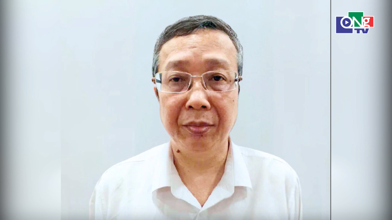 Thủ tướng buộc th&ocirc;i việc Thứ trưởng Bộ N&ocirc;ng nghiệp v&agrave; M&ocirc;i trường Ho&agrave;ng Trung