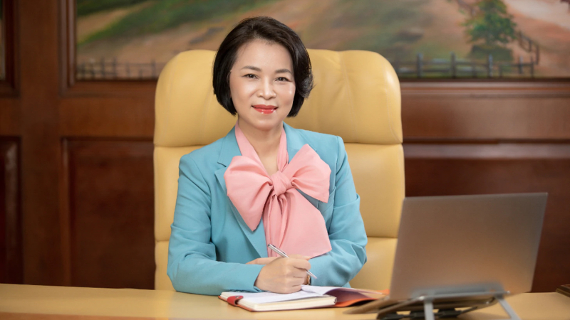 Nữ tỉ ph&uacute; Phạm Thu Hương lần đầu v&agrave;o top 1.000 người gi&agrave;u nhất thế giới 