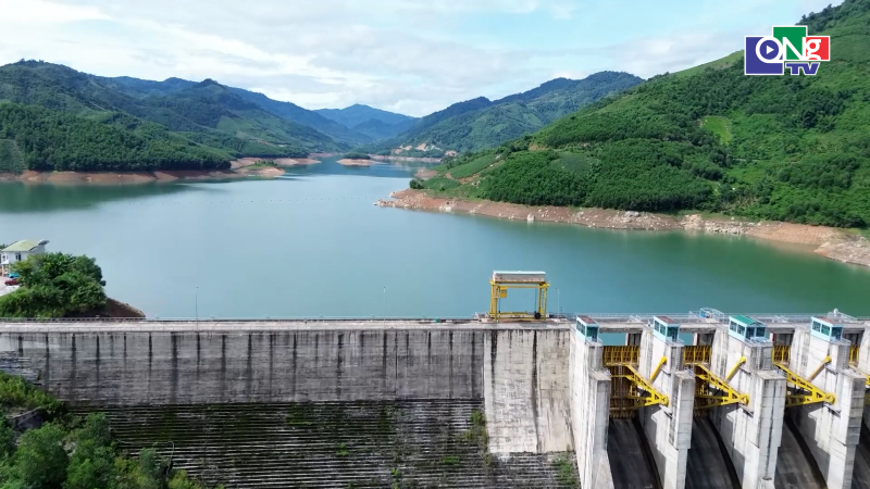 Vận h&agrave;nh hồ chứa, bảo đảm an to&agrave;n hạ du