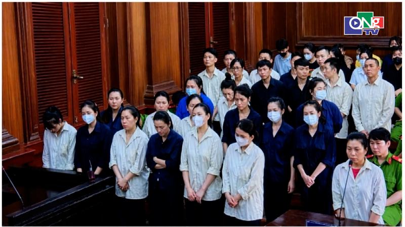 Cảnh b&aacute;o bẫy "r&uacute;t tiền thẻ t&iacute;n dụng kh&ocirc;ng mất ph&iacute;"