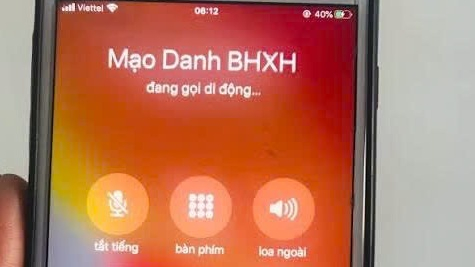 Tr&aacute;nh sập bẫy &ldquo;tổng đ&agrave;i bảo hiểm x&atilde; hội&rdquo; mạo danh 