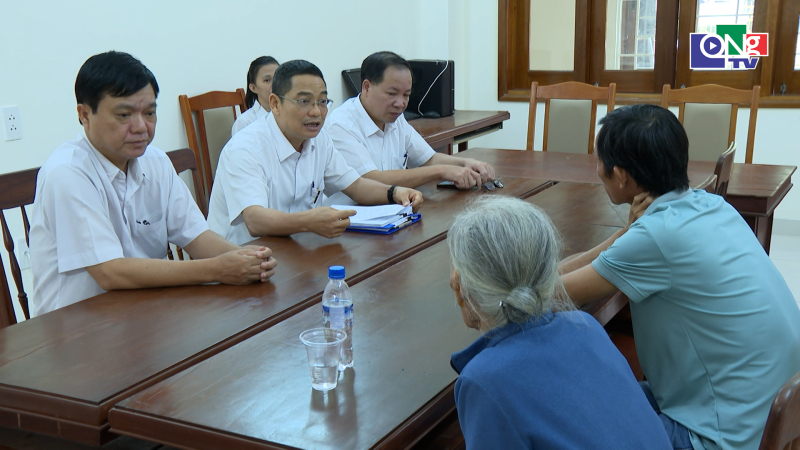 T&ograve;a &aacute;n nh&acirc;n d&acirc;n tỉnh l&agrave;m việc với gia đ&igrave;nh b&agrave; L&acirc;m Thị B&ocirc;ng