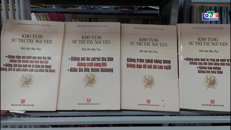 Từ lời kể khan đến trang s&aacute;ch