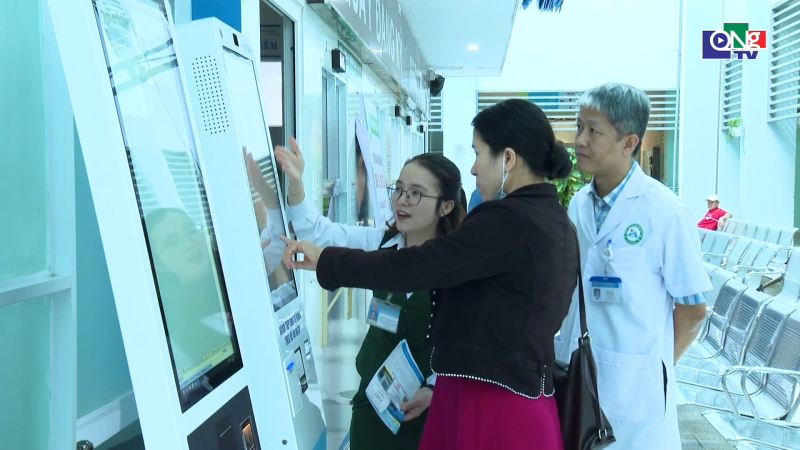 Nh&acirc;n vi&ecirc;n y tế cần chủ động truyền th&ocirc;ng