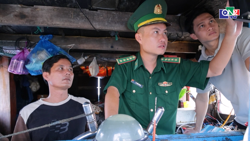 Gi&aacute;m s&aacute;t, xử l&yacute; nghi&ecirc;m vi phạm IUU