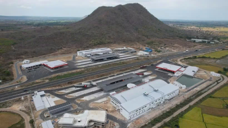 Đề xuất cơ chế th&aacute;o gỡ vướng mắc đầu tư c&aacute;c trạm dừng nghỉ tr&ecirc;n cao tốc